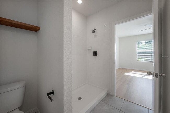 Building Photo - 17042 Oval Rum Dr