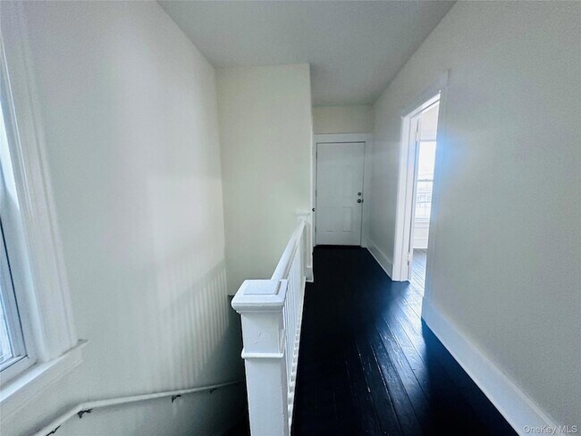 Building Photo - 80 N Hamilton St