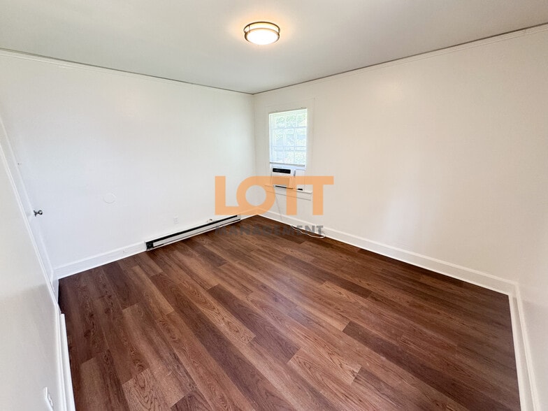 Building Photo - 10A Gridley St