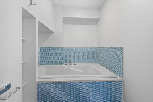 Building Photo - 1407 Leegate Rd NW