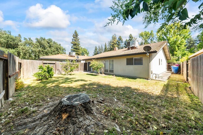 Building Photo - 6228 Riverside Blvd
