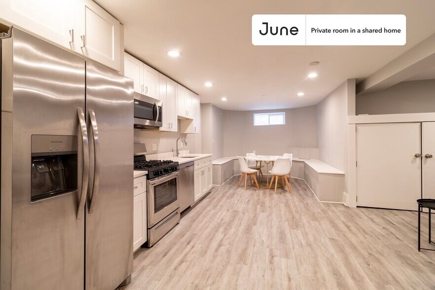 Building Photo - Room in Shared 4 bed/2 bath home