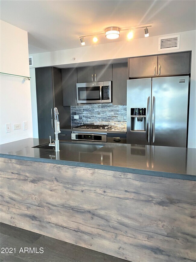 Building Photo - 4808 N 24th St