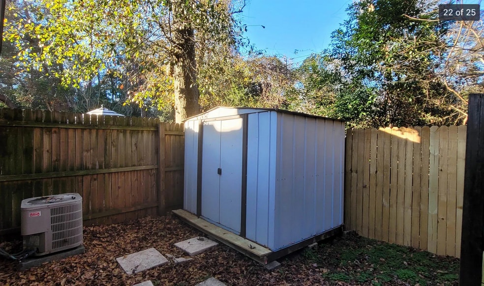 Building Photo - 2311 Sandpiper St