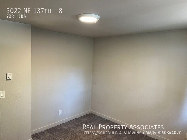 Building Photo - 3022 NE 137th-8