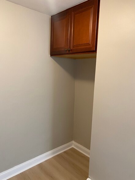 Building Photo - 7618 Rising Sun Ave