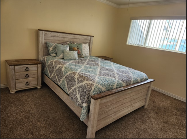 Building Photo - Furnished - 2 bed / 1.5 Bath Available for...