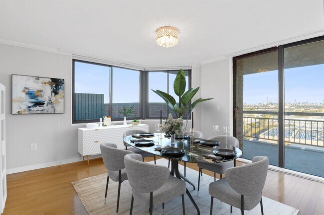 Building Photo - 1209 Harmon Cove Tower