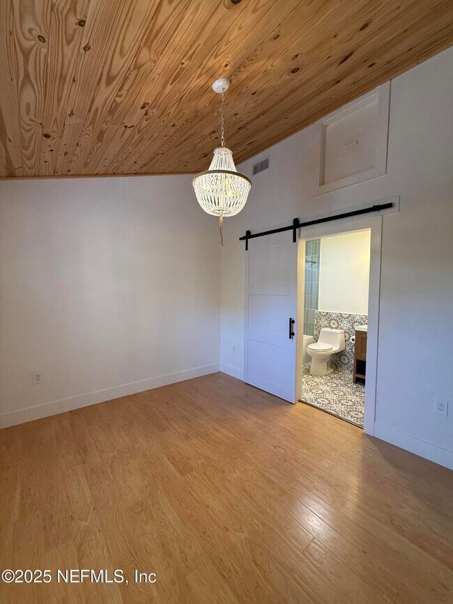 Building Photo - 78 Lincoln St