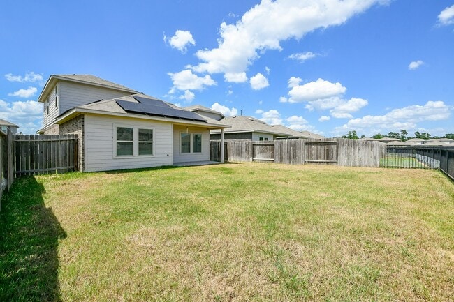 Building Photo - 16744 Lonely Pines Dr