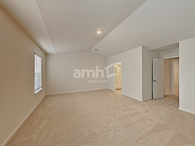 Building Photo - 3321 Oak Tree Trail