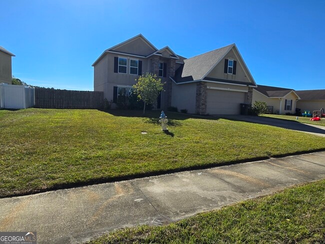 Building Photo - 127 Cedar Cir Dr