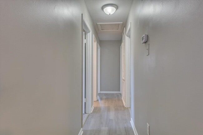 Building Photo - 3635 Spanish Trace Dr