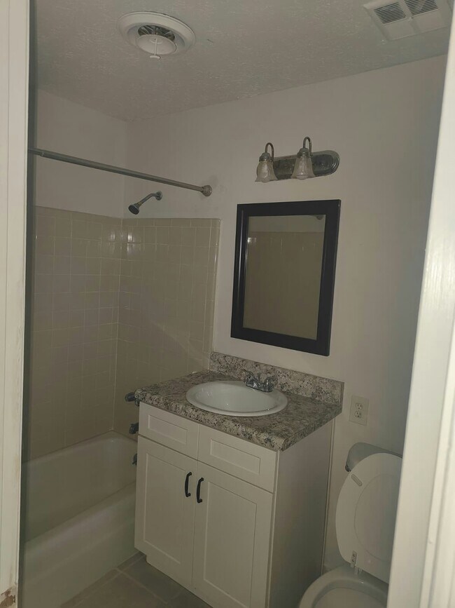 Building Photo - 3272 Idlecreek Ln