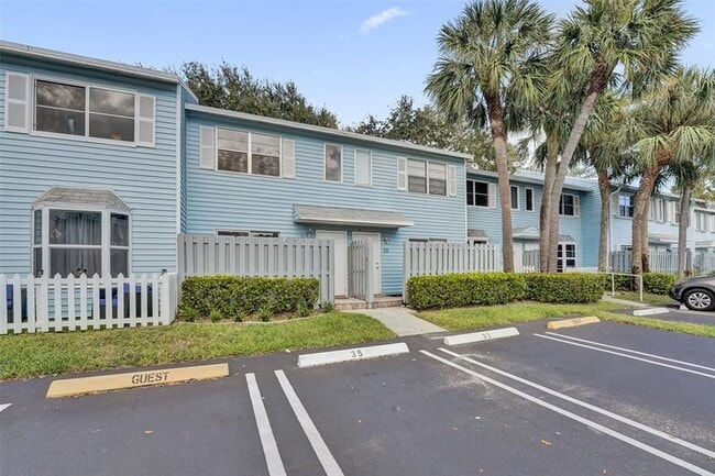 Primary Photo - 35 SW 3rd St