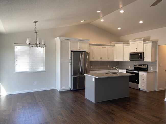 Building Photo - 6937 Grassy Range Dr