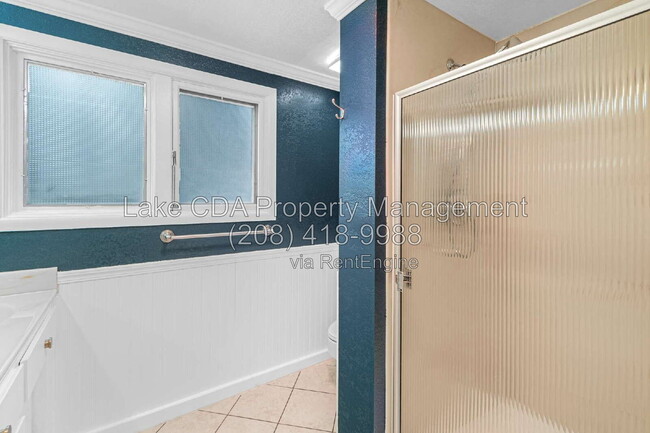 Building Photo - 203 N Bruce Rd