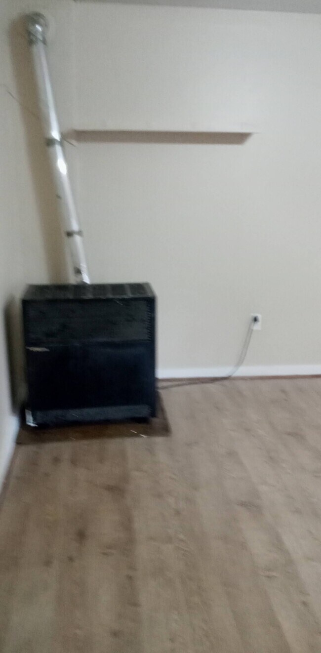 Building Photo - 1720 S Racine Ave