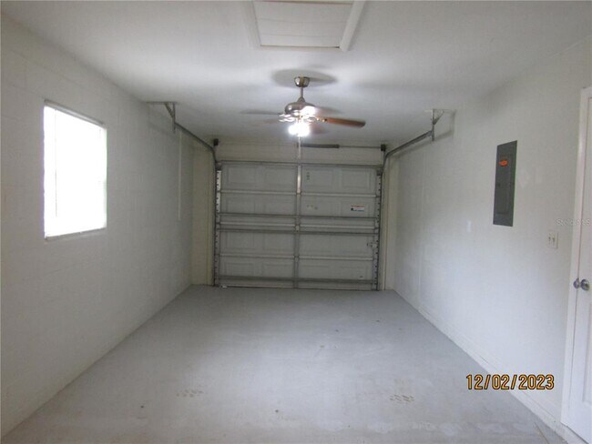Building Photo - 17 Felter Ln