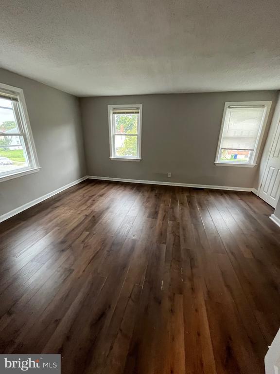 Building Photo - 5413 Belle Vista Ave