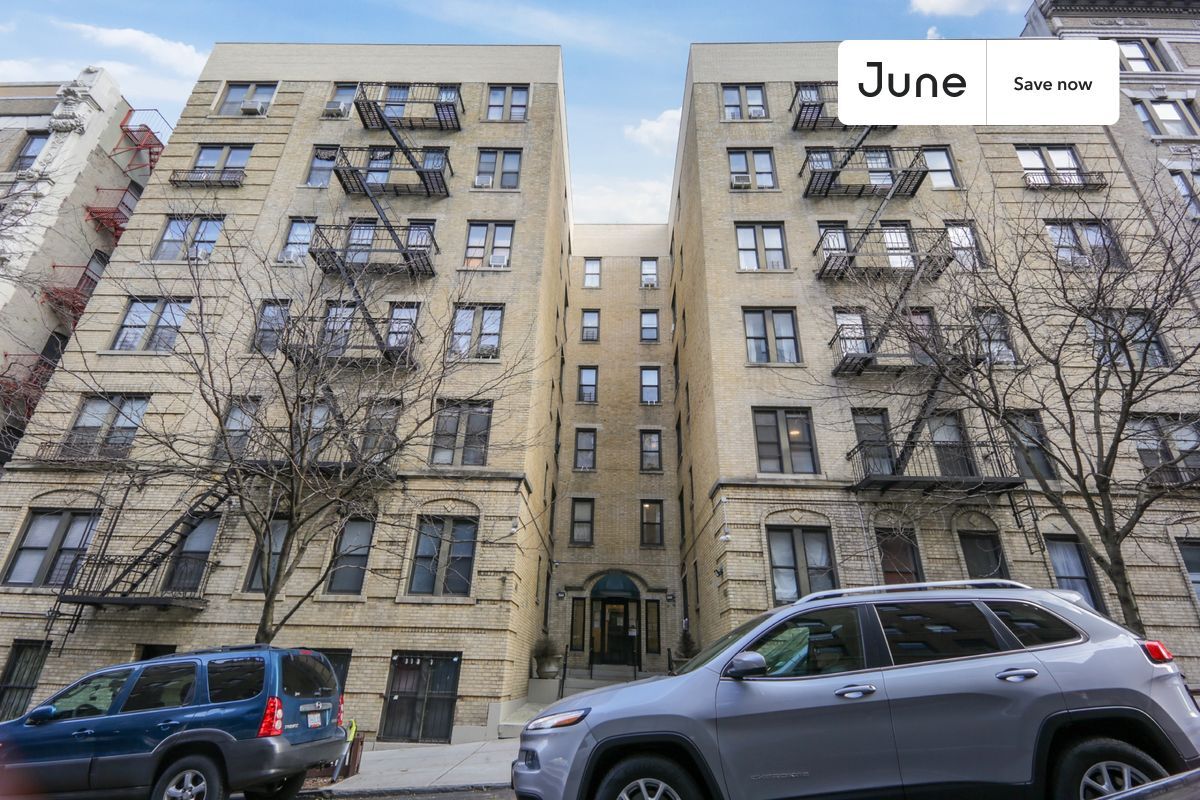 Building Photo - 609 W 151st St