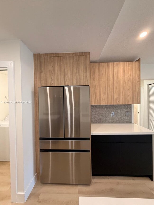 Building Photo - 1462 SW 25th Ave