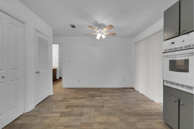 dining area - 310 21st Street