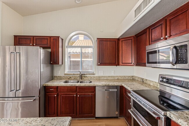 Building Photo - 5340 W Oraibi Dr