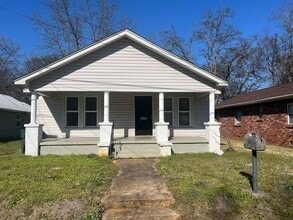 Building Photo - 3220 19th St