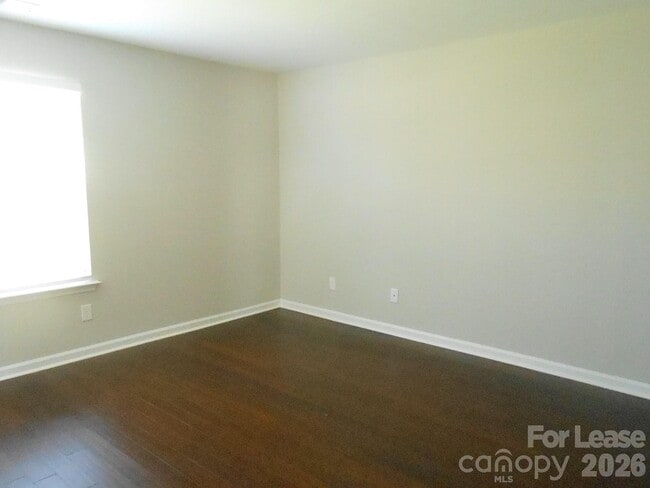 Building Photo - 5325 Harris Cove Dr