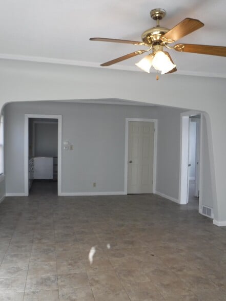 Building Photo - 3617 Penn St