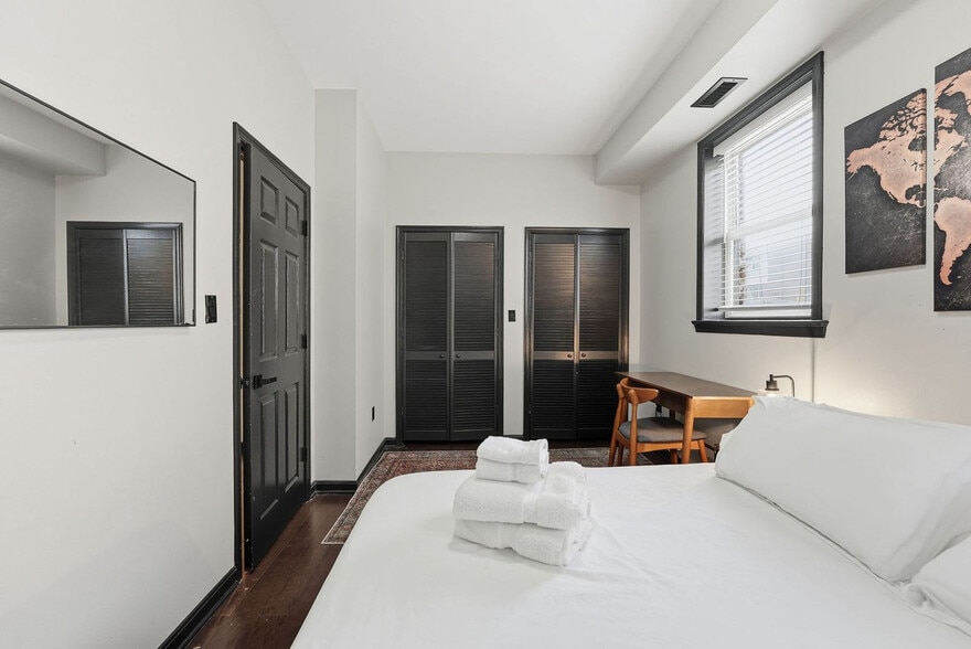 Building Photo - 409 O St NW