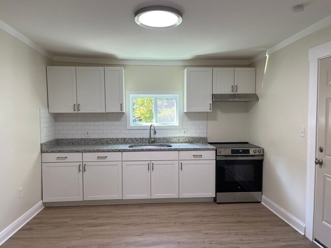 Building Photo - 2 Bed, 1 Bath Home for Rent – $1,250/Month