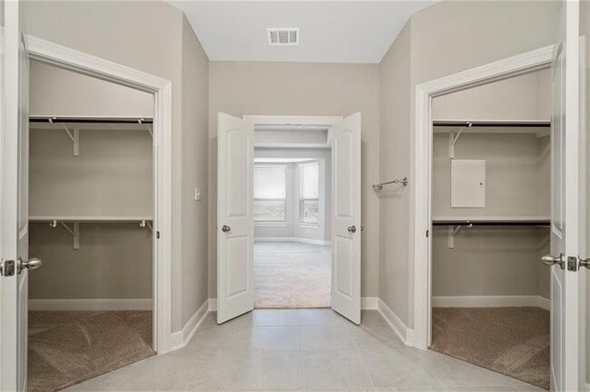 Building Photo - 2937 Scout Pony Dr