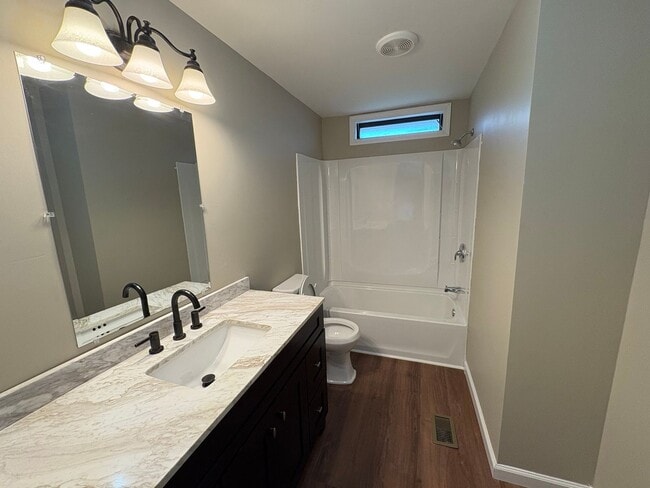 Building Photo - For Rent