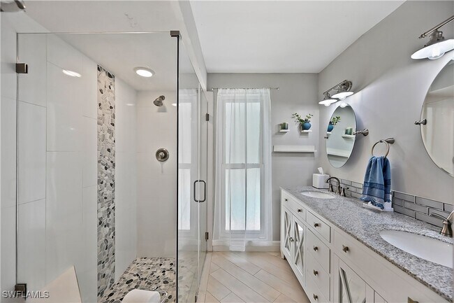 Building Photo - 404 Marathon Ct