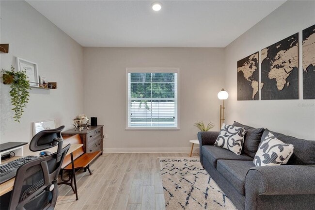 Building Photo - 3518 77 Ct E