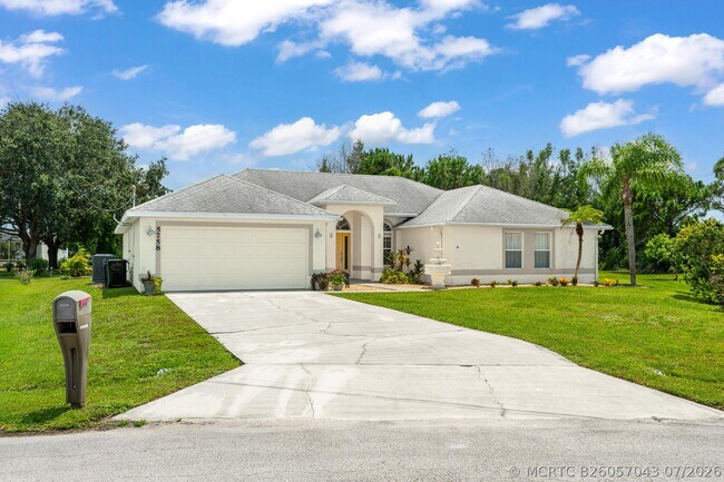 Building Photo - 5758 Benbow Ct