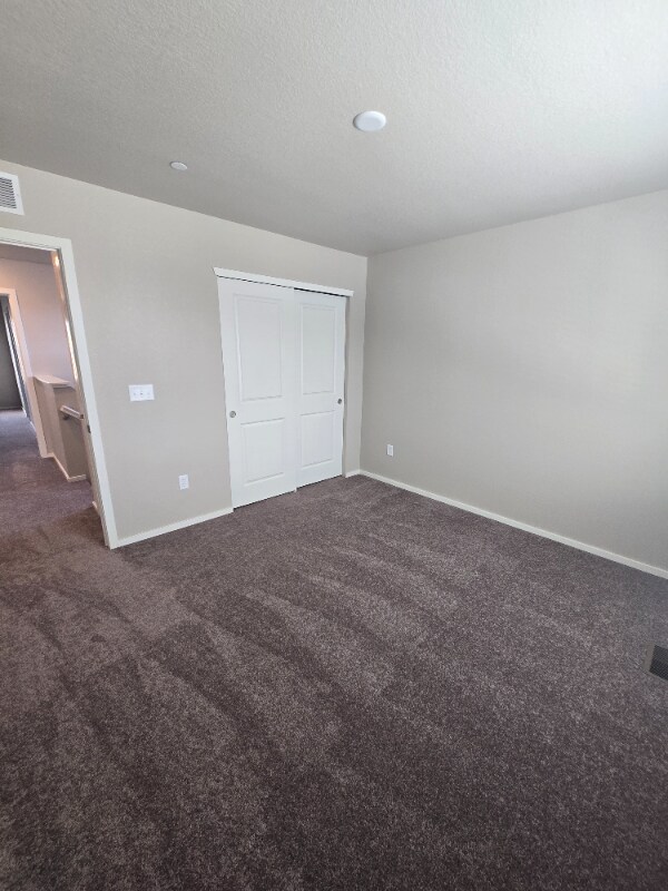 Building Photo - 4833 Autumn Leaf Dr