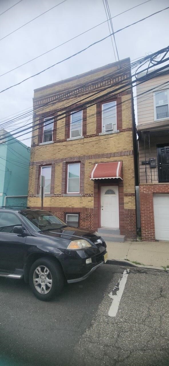 Primary Photo - 6807 Smith Ave