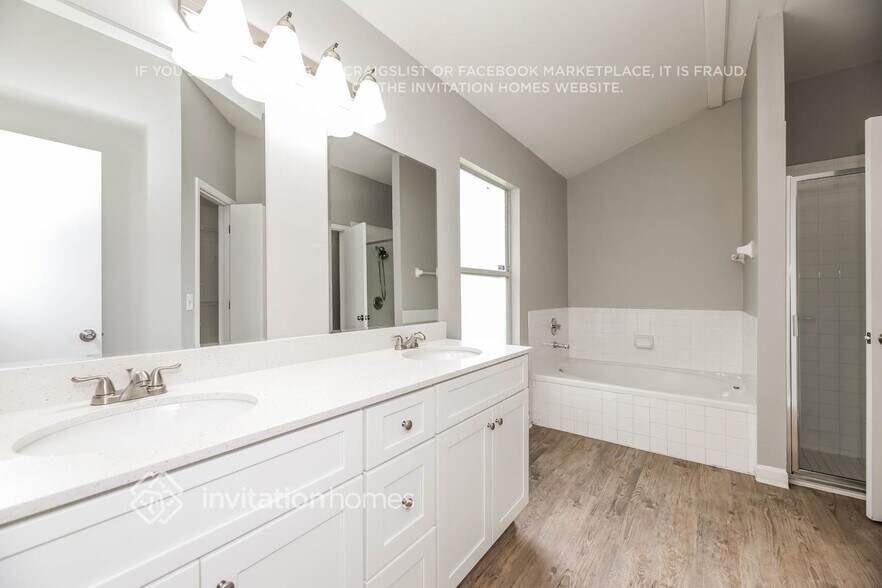 Building Photo - 12341 Amanda Cove Trail