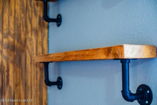 Building Photo - 177 Woodland Dr