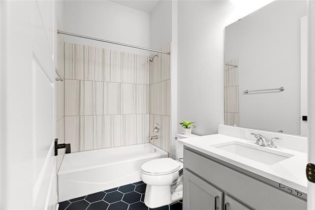 Building Photo - 4405 Rosedale St