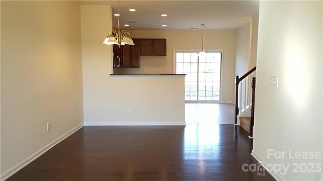 Building Photo - 10383 Bunclody Dr