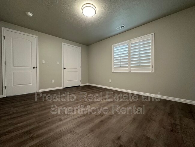 Building Photo - 5911 Cami Dawn Ct
