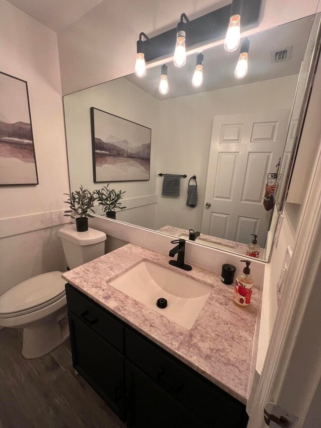 Building Photo - 1771 Harborside Cir