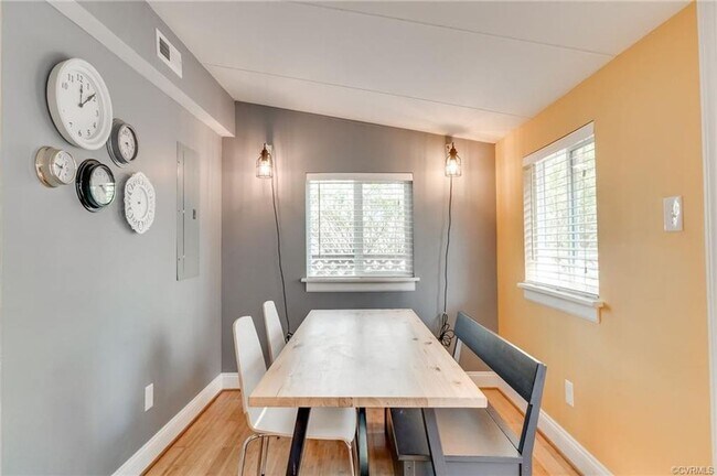 Building Photo - Sauer's Garden Gem: Lovely 3 Bedroom, 1.5 ...