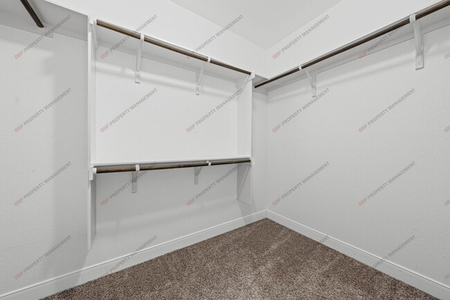 Building Photo - Magnificent home in Wyndham Hill Community! -Refrigerator, Washer/Dryer, and Lawn Care ALL INCLUDED