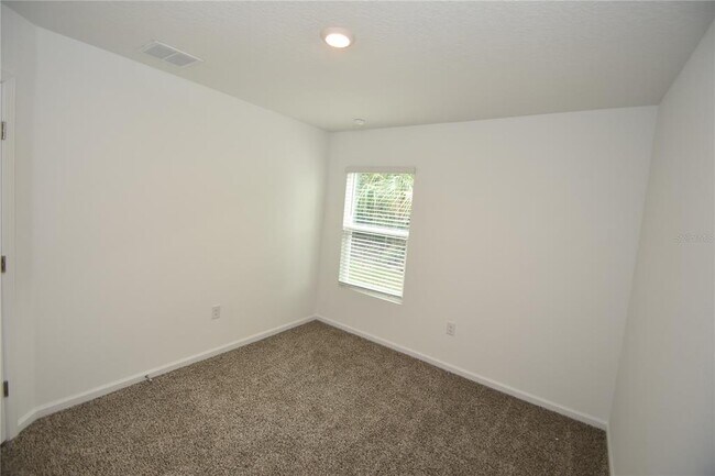 Building Photo - 6 Prosperity Ln