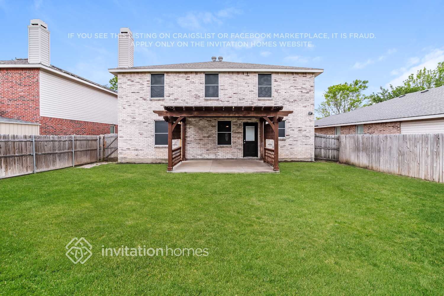 Building Photo - 1829 Lariat Dr